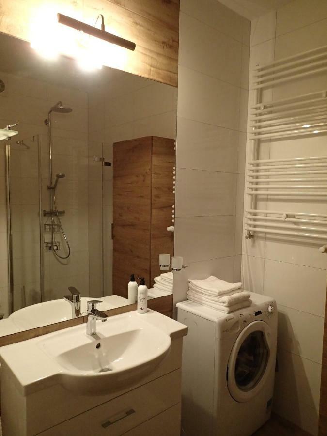 Apartament Dla Ciebie Z Tarasem I Garazem Kołobrzeg Exteriör bild